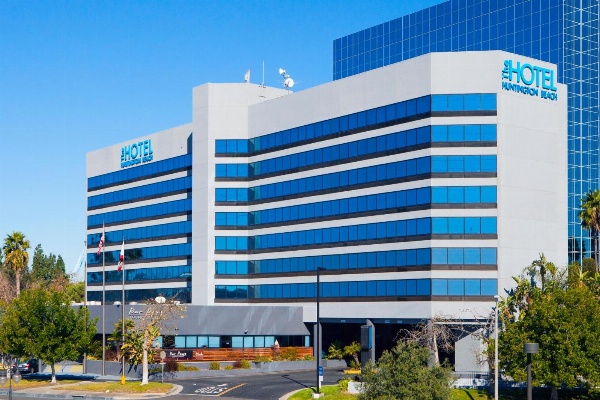 Hotel Huntington Beach image 1